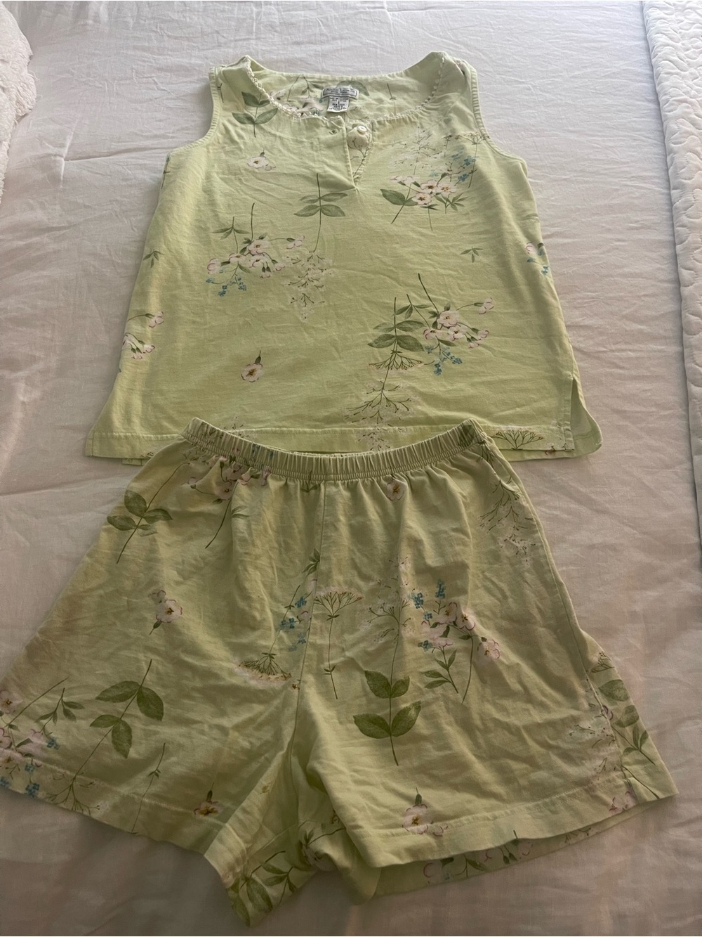 Vintage Anne Lewin 
Cotton Floral Pajama Set. Small